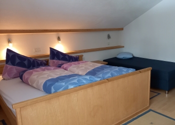 schlafzimmer ferienwohnung pitztal